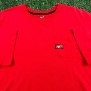 Milwaukee T-Shirt Men's 2XL Red Short Sleeve Pocket Workwear Crewneck Cotton